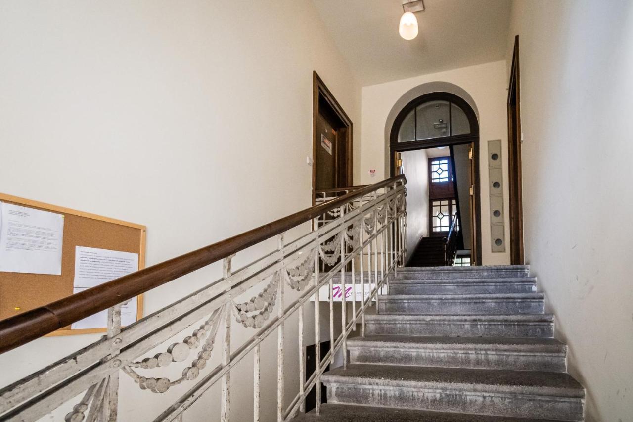 Apartament Glamour Konarskiego Wawelofts クラクフ エクステリア 写真